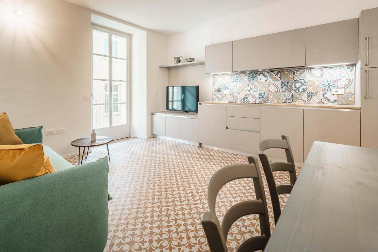 Casa Dei Maestri Luxury Apartments Arco Buitenkant foto
